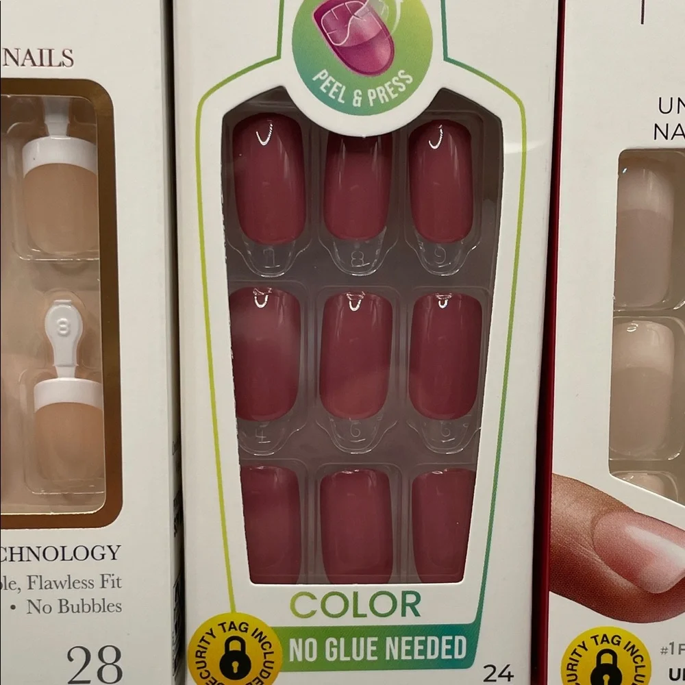 Kiss Multi-Pack Nail Set – White, Nude & Red Styles - Picture 4 of 6